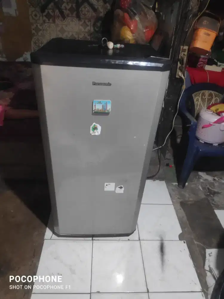 Kulkas merk panasonic