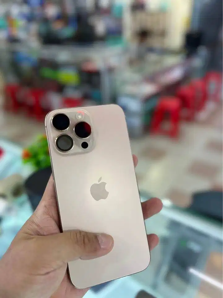 Iphone 16 Promax 512 GB (Dessert) Mulus Istimewa Jossjiss