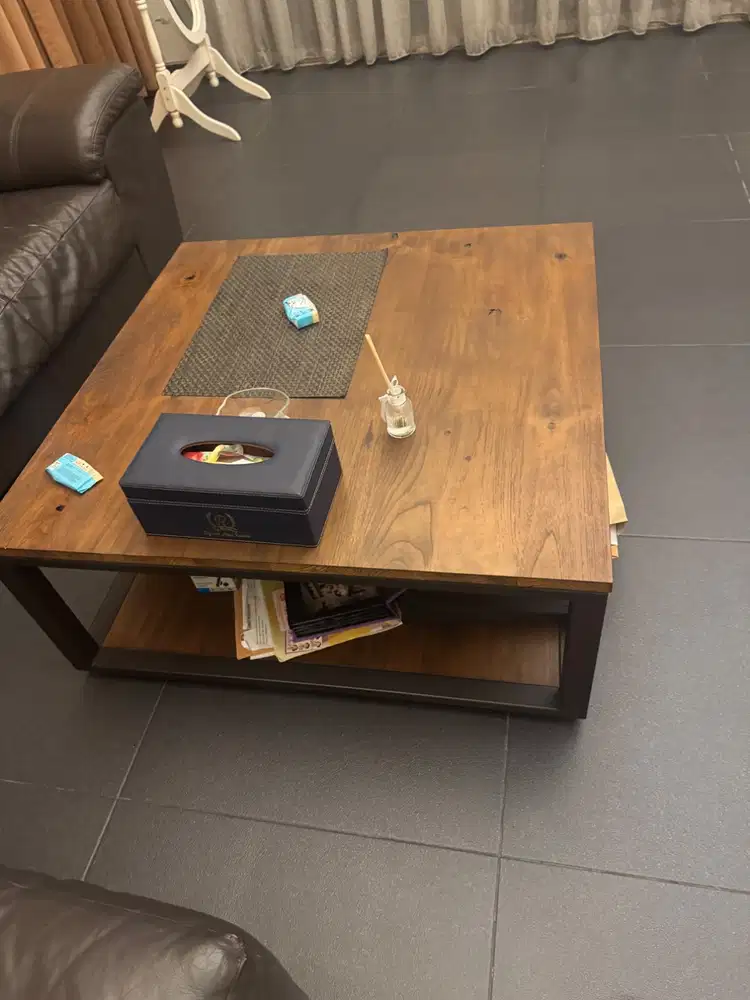 Preloved meja makan jati 1 set kursi,meja sofa dan nakas jati