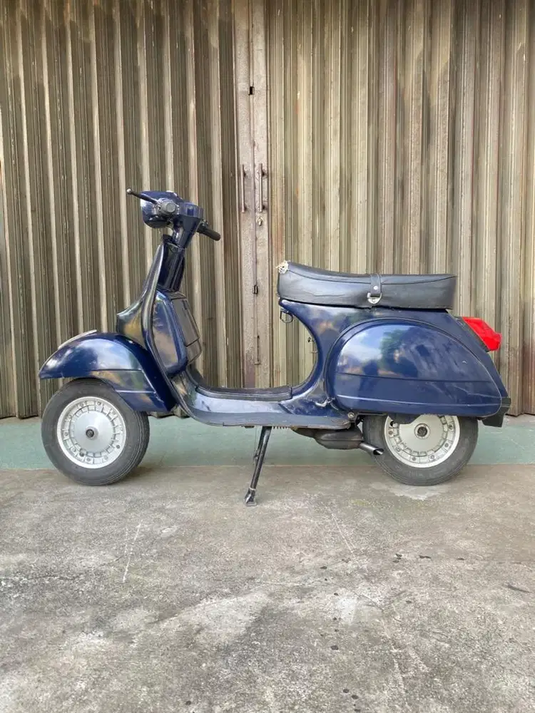 Vespa PX asli Banci tanpa sein