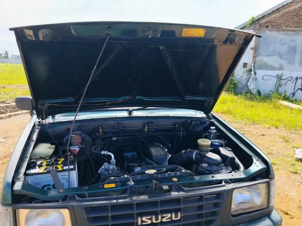 Isuzu Panther 2000 Diesel