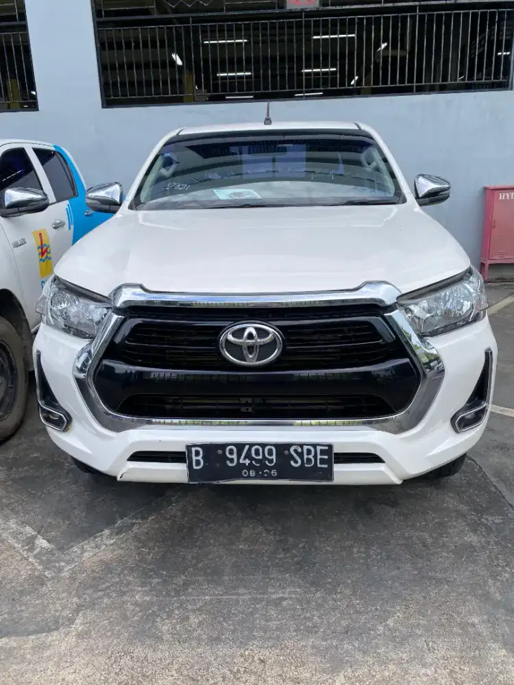 TOYOTA HILUX DC 2.4G M/T 4X4 2021 PUTIH NOPOL B ORIGINAL TERAWAT BAIK