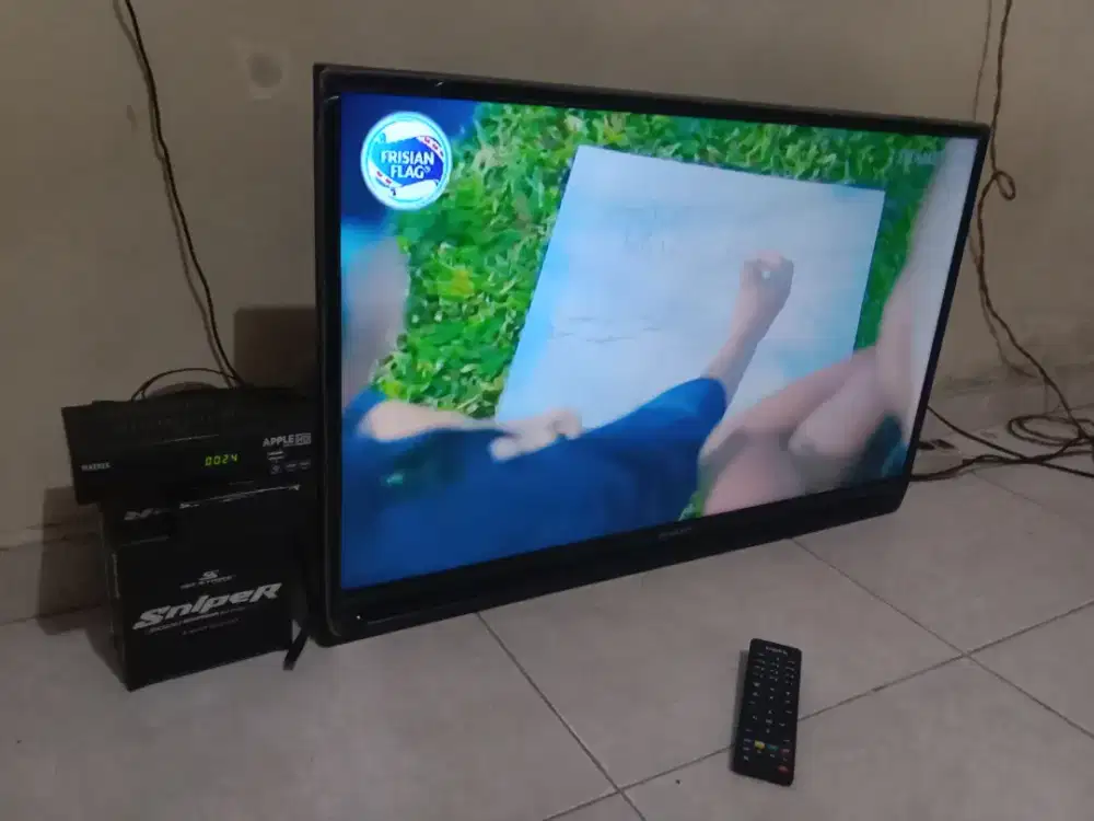 TV LED SHARP AQUOS 32 INCH LENGKAP SETBOX