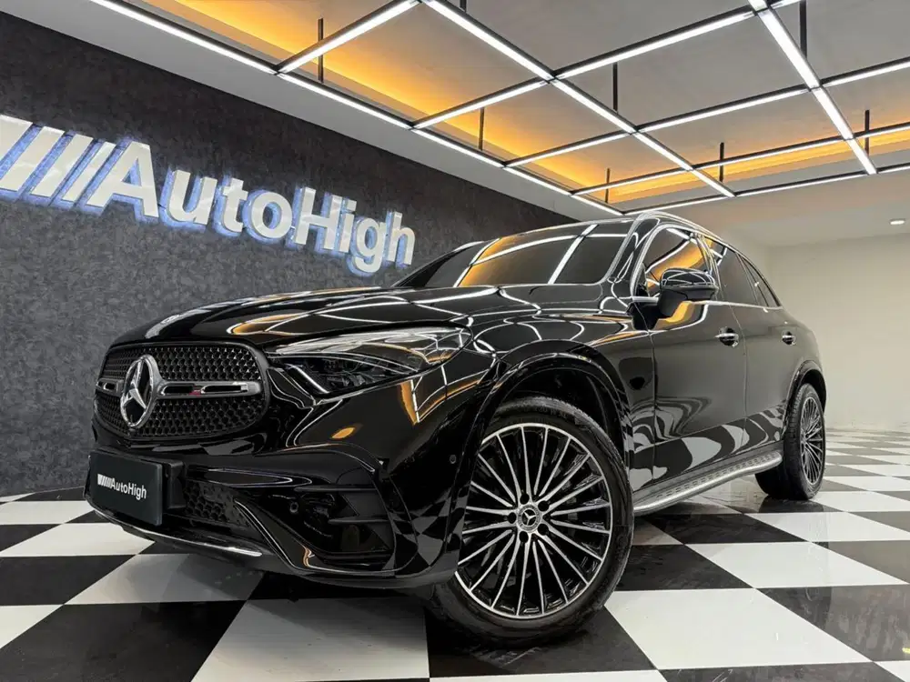 DP10% [Km4.000] GLC300 AMG 2023 Black / GLC 300 Reg 2024 #AUTOHIGH