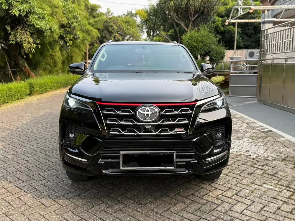KM 52Rb‼️ Toyota Fortuner 2.4 VRZ TRD Sportivo Matic Th 2021 Hitam