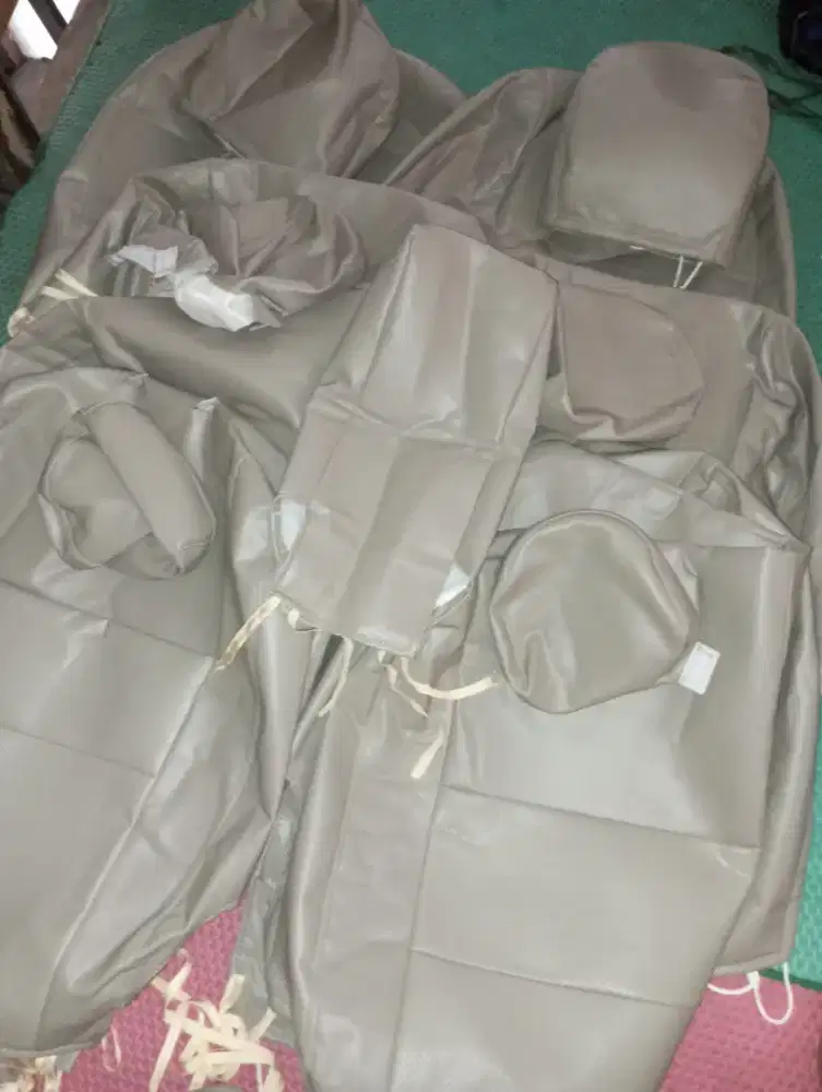 Sarung jok ertiga 2013