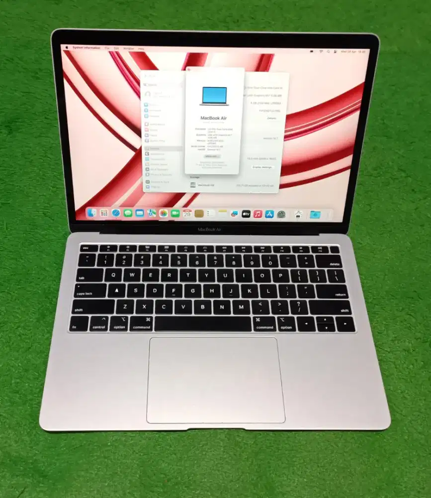 Apple MacBook Air 2019 Intel i5 8/128 Silver Murah