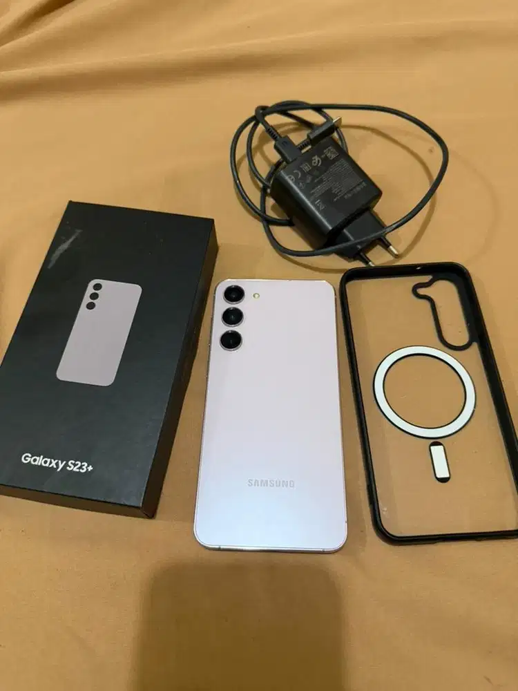 Samsung S23+ 8/512 Gb