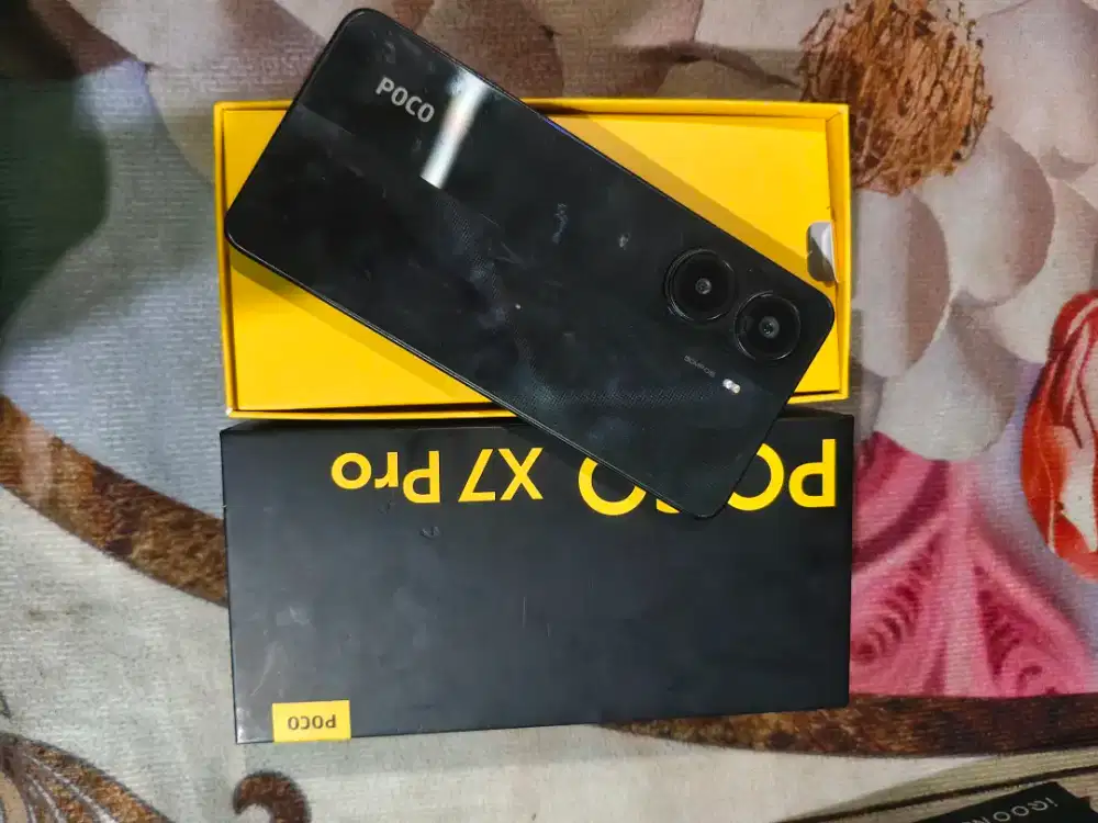 poco x7 pro hitam