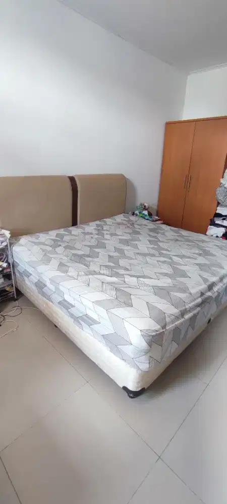 Jual Cepat Ranjang King Koil Ortopedik, Harga Miring!!