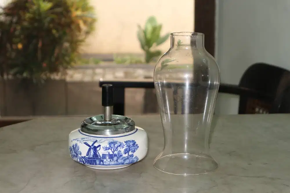 (LEFT) Delftware Blue Hand-Painted Spinner Ashtray Windmill Holland