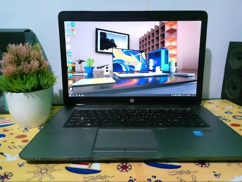 Laptop HP ELITEBOOK 850 G1. Intel Core i5. RAM8GB. Baterai Sangat Awet