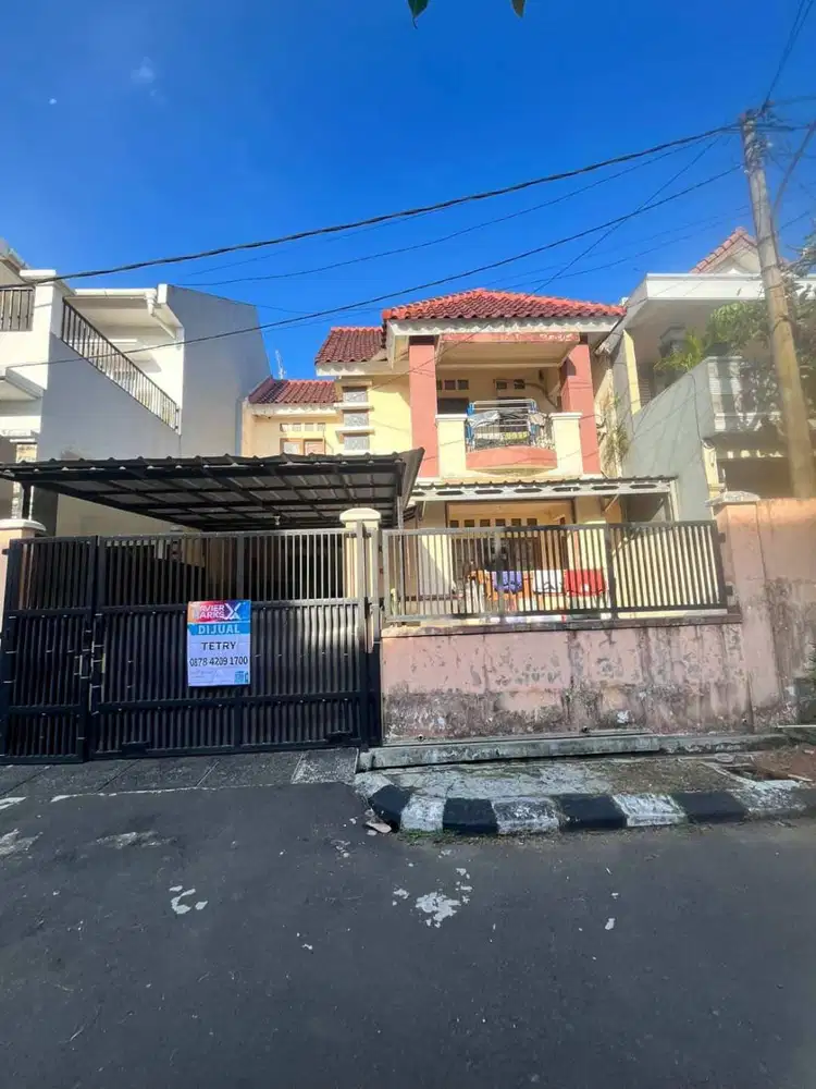 Dijual rumah 2 lantai di Kemang Pratama 3, Bekasi