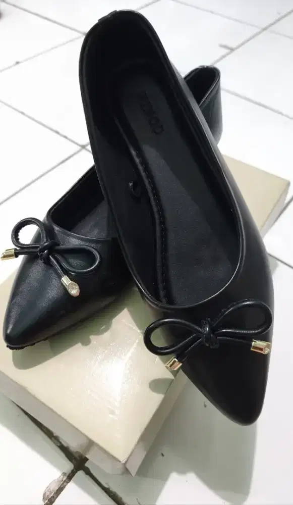 Jual sepatu kerja wanita