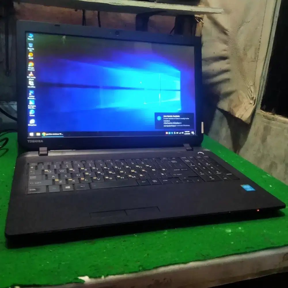 Toshiba core i3 NO LEMOT