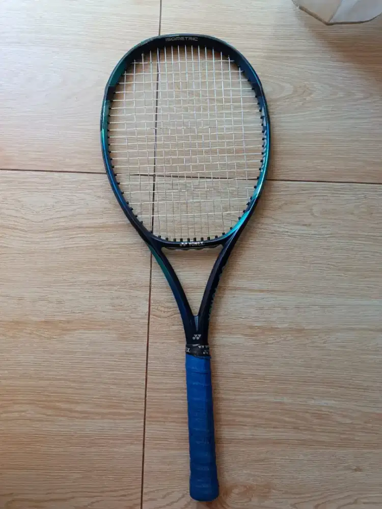 Raket Tennis Yonex Ezone