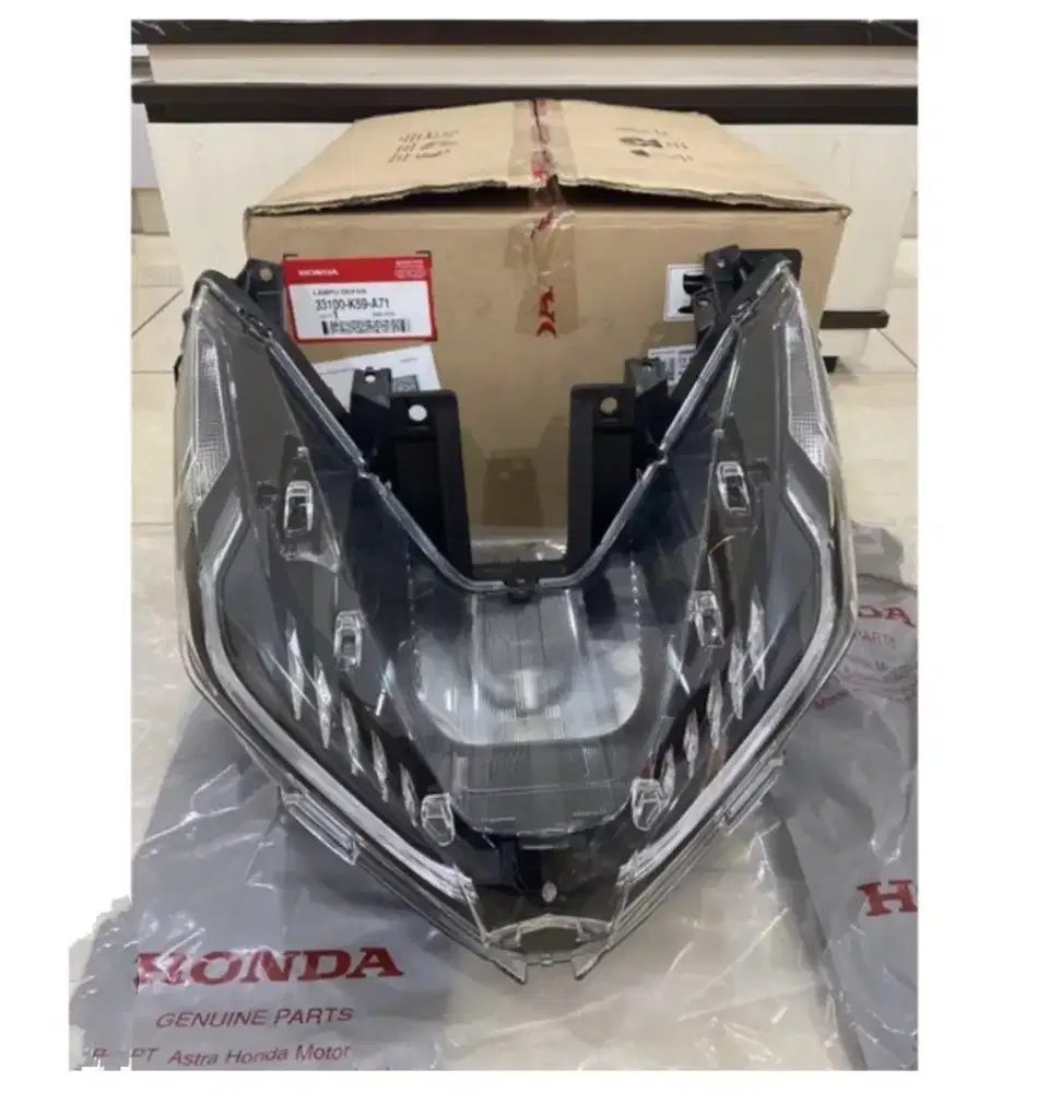 Reflektor  Lampu Depan Vario 150  kode K59 J dan Vario 125 K60 R