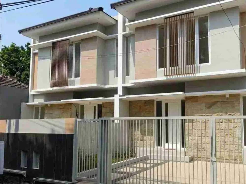 RUMAH BARU MINIMALIS AREA JALAN BOROBUDUR LOWOKWARU MALANG