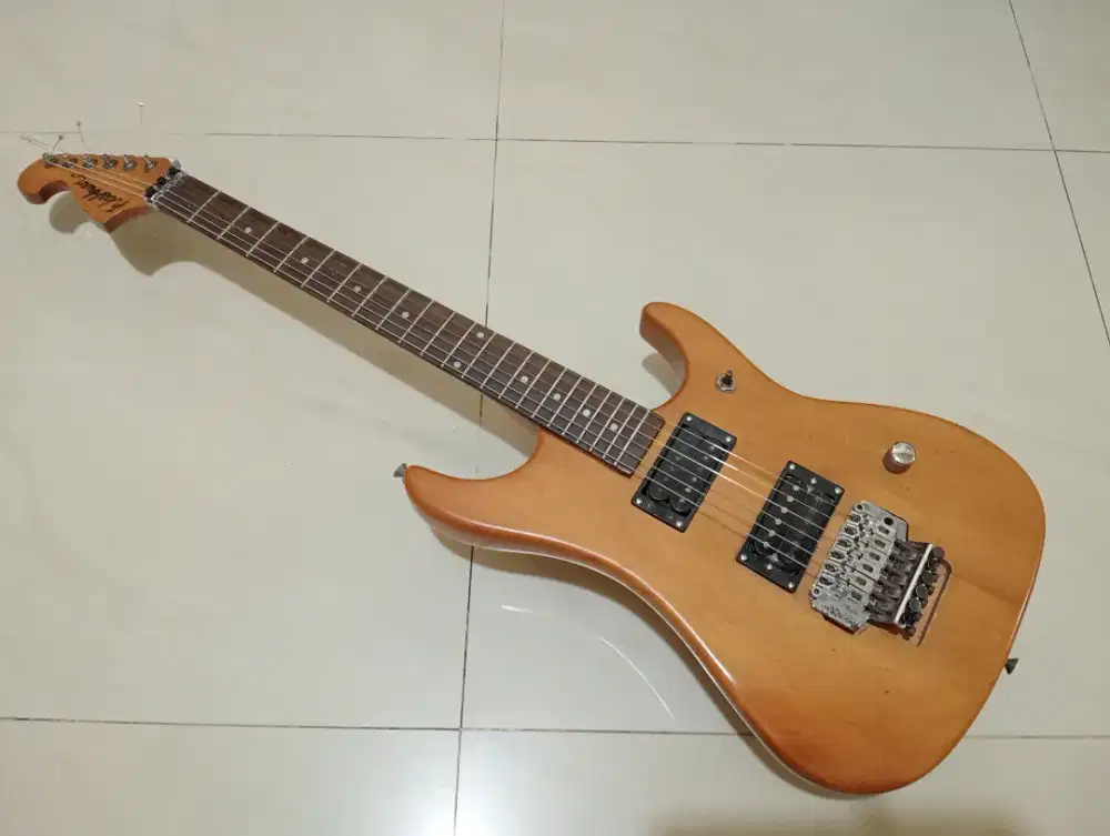 WASHBURN N2 MADE IN KOREA 90s No fender