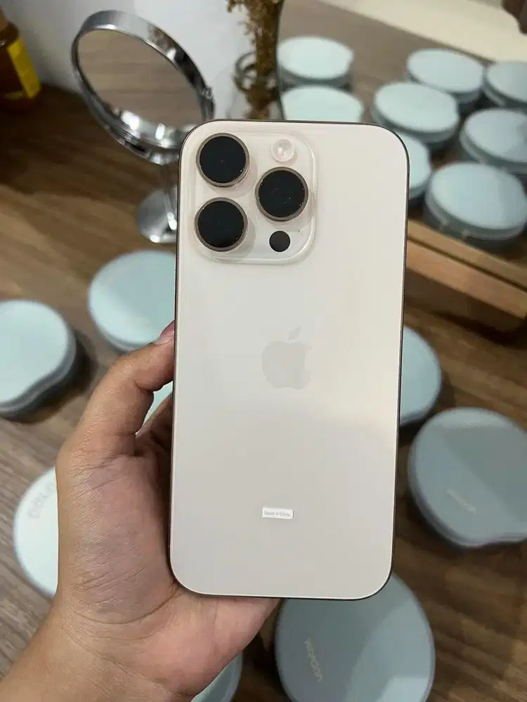 Iphone 16 PROMAX DESERT