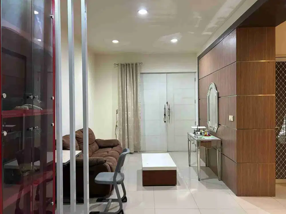 Disewakan rumah furnished KT 4+2 cluster grand galaxy