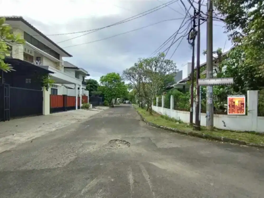 dijual rumah mewah murah di hook komplek elit bsd serpong tangsel