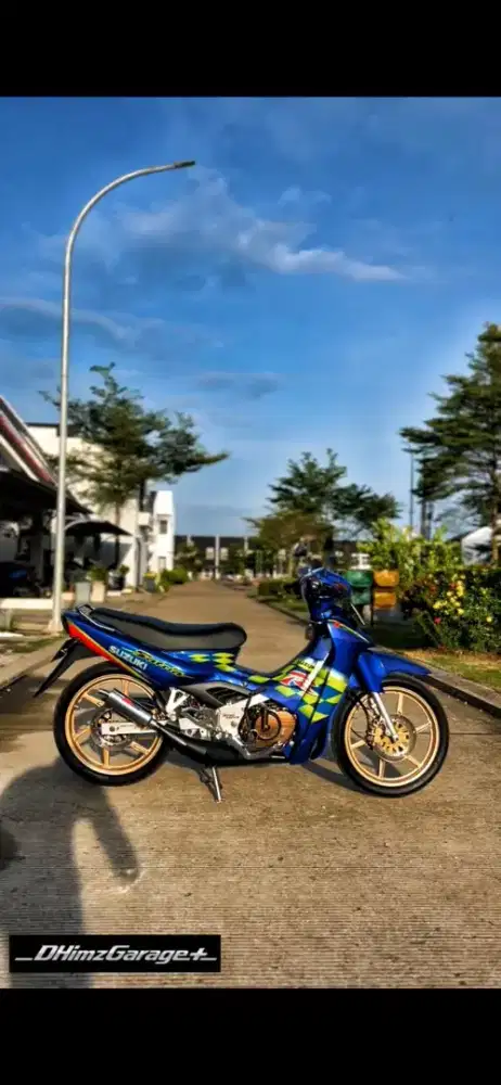 Suzuki Satria 120R - Kenny Roberts Edition - th.2002