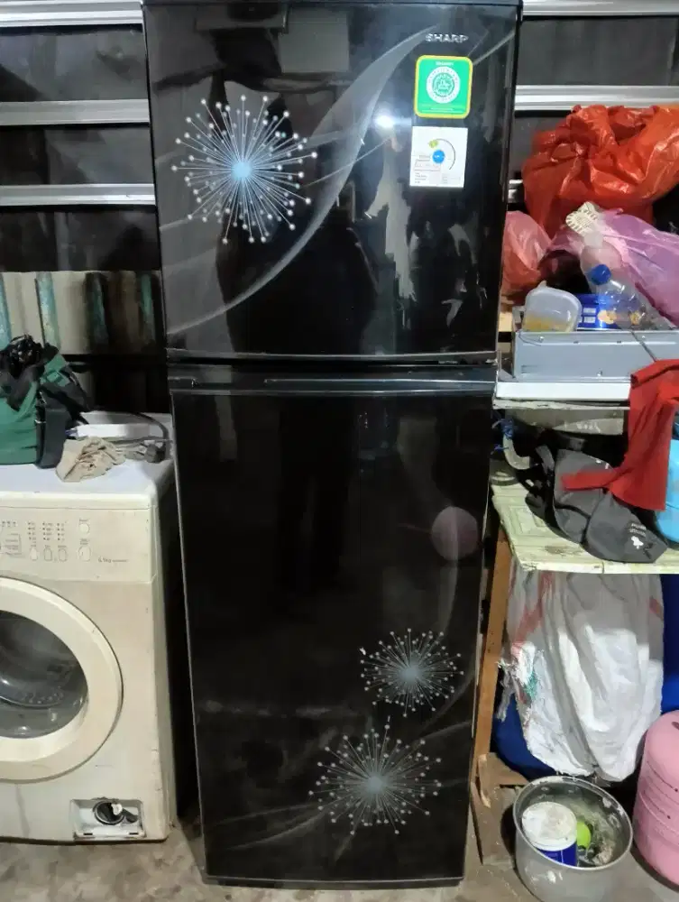 Kulkas Sharp inverter 2 pintu jumbo