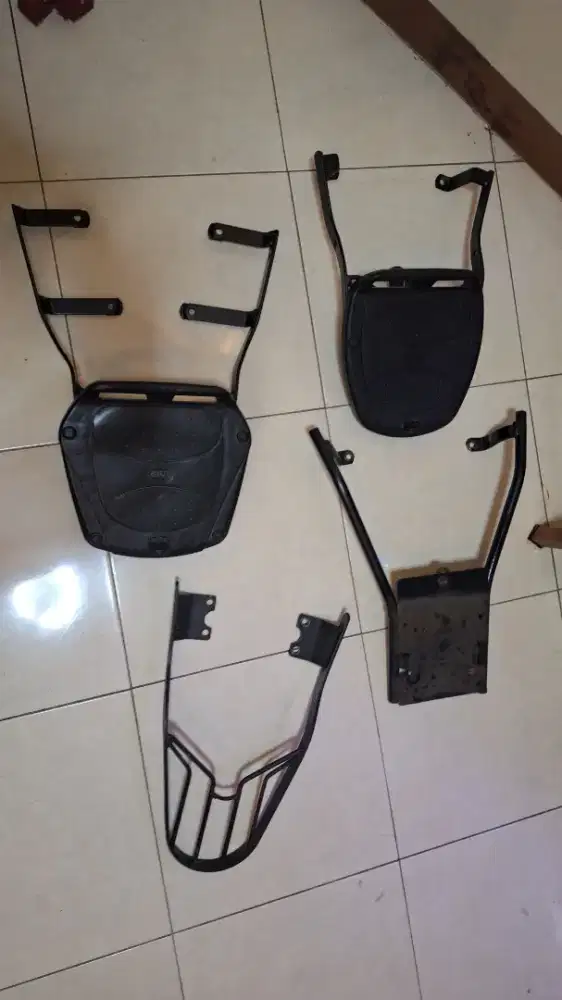 Braket Top Box Motor