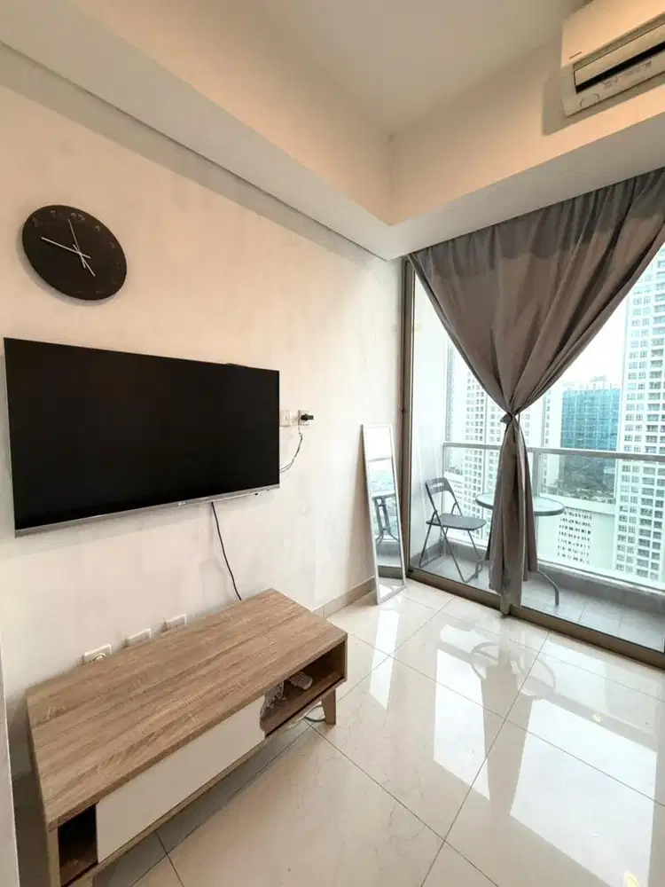 DISEWAKAN CEPAT STUDIO APARTMENT TAMAN ANGGREK RESIDENCES