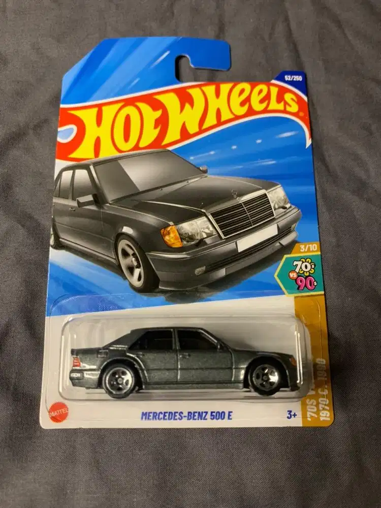 HotWheels Mercedes-Benz 500E
