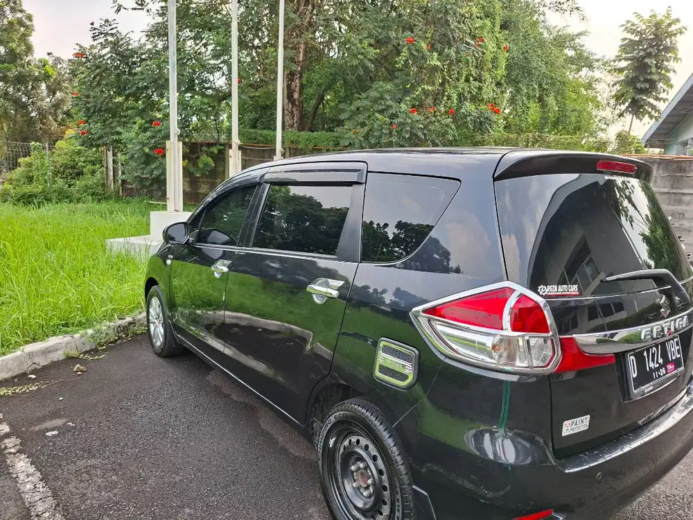 Ertiga 2016 GL Manual Hitam tinggal Pake