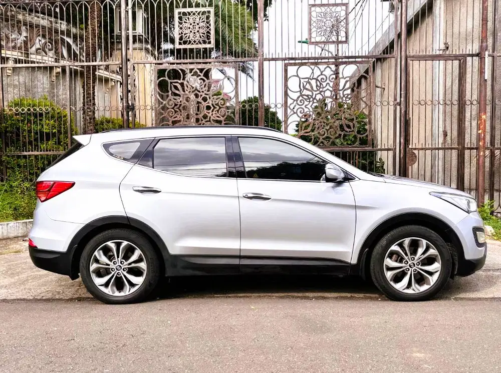 Hyundai Santa Fe CRDI Diesel 2013, bukan Fortuner atau Pajero