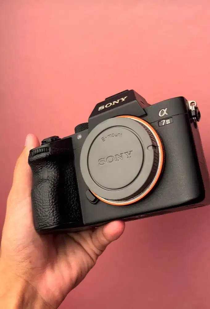 DIJUAL SONY A7 iii body only