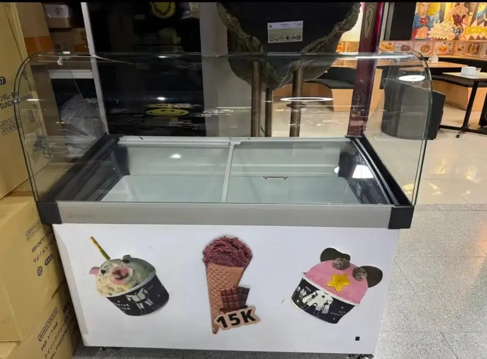 SHowCase IceCream