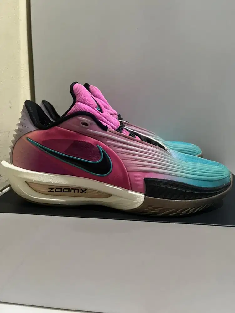 Sepatu basket nike gt cut 3 turbo