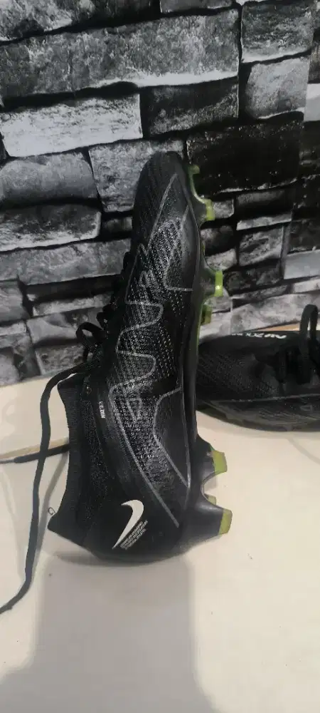 sepatu bola anak Nike nercurial ori