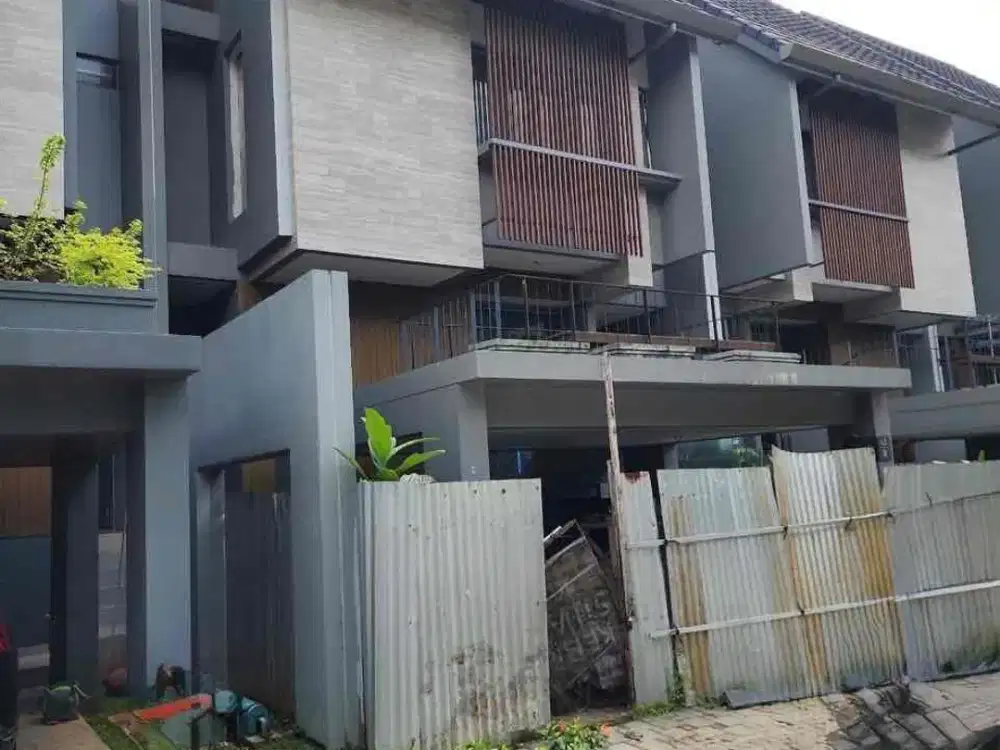 DIJUAL MURAH RUMAH 3 LANTAI DI BSD QUANTIS SIGNATURE
