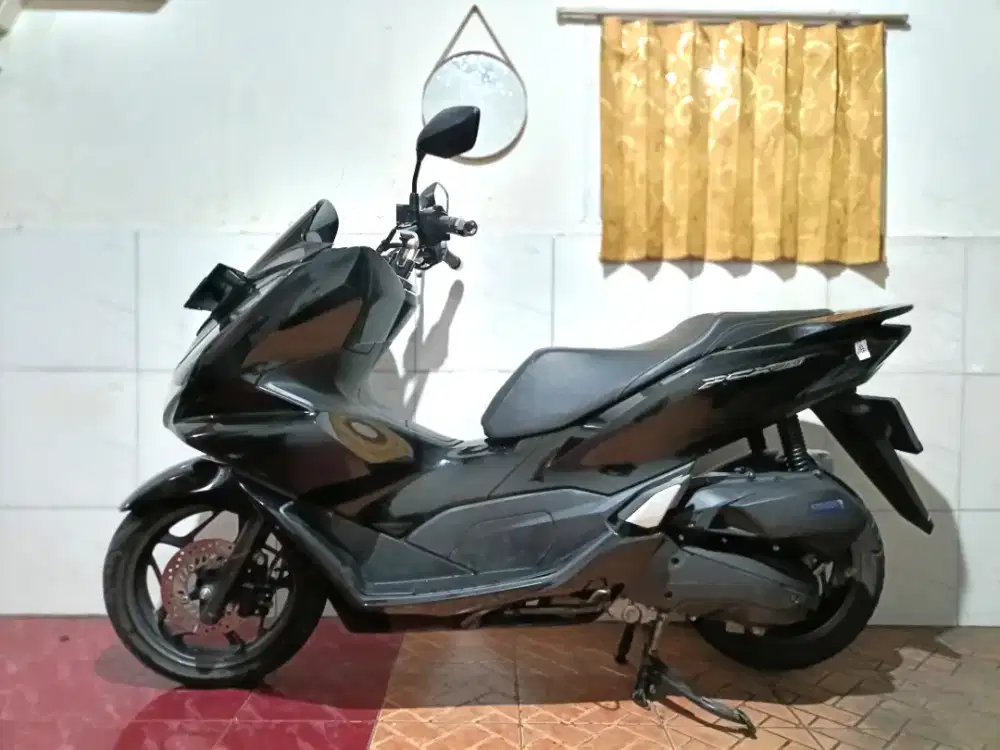 Pcx 160 tahun 2024 like new km 13rb/tt boleh gan cash lebih bagus