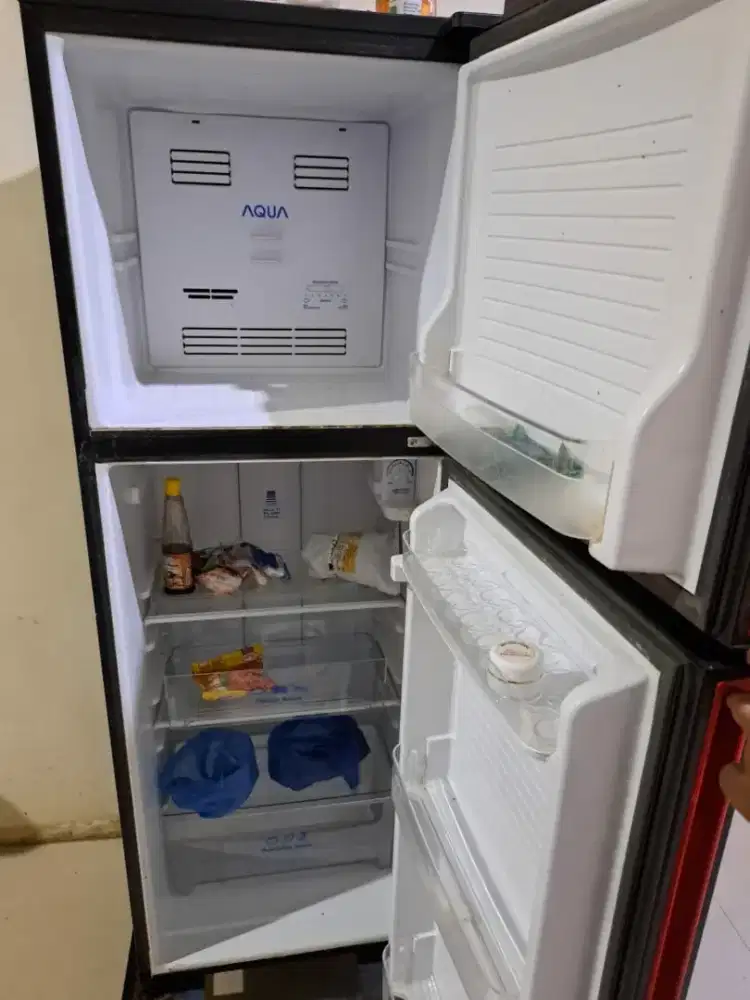 Menerima kulkas rusak ,ac,mesin cici ,dll