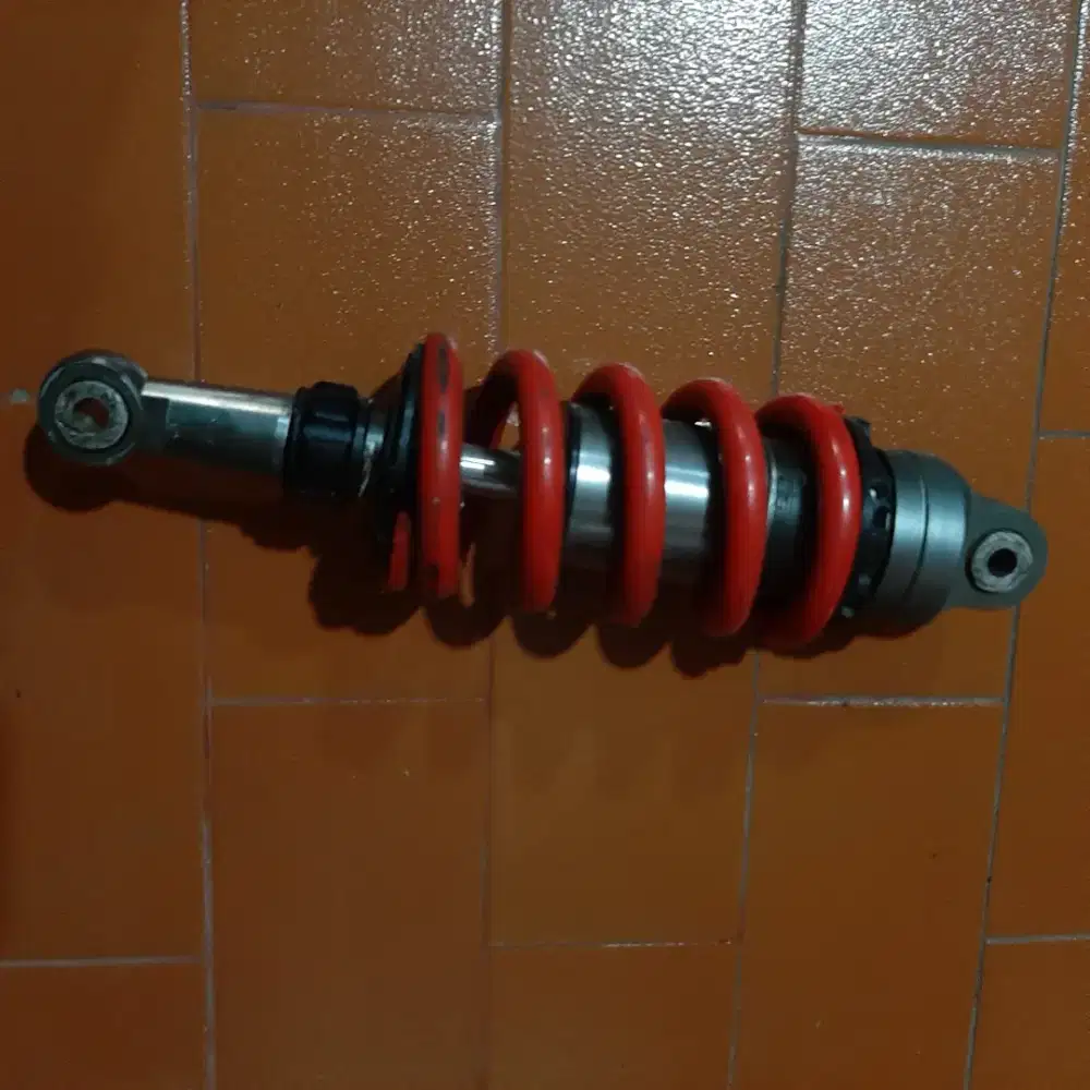 Sokbeker  roll merah