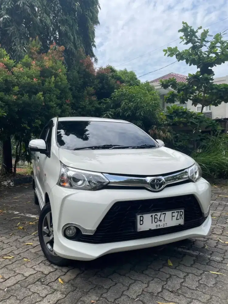 Toyota Avanza Veloz 1.5 A/T