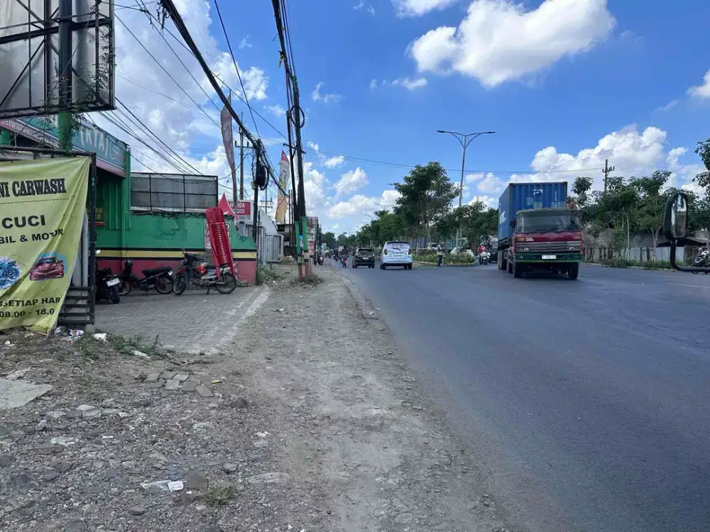 Disewakan bangunan komersial babat jerawat dkt sememi