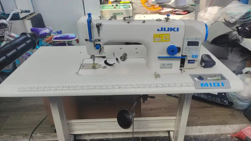 Mesin jahit Juki ddl9000
