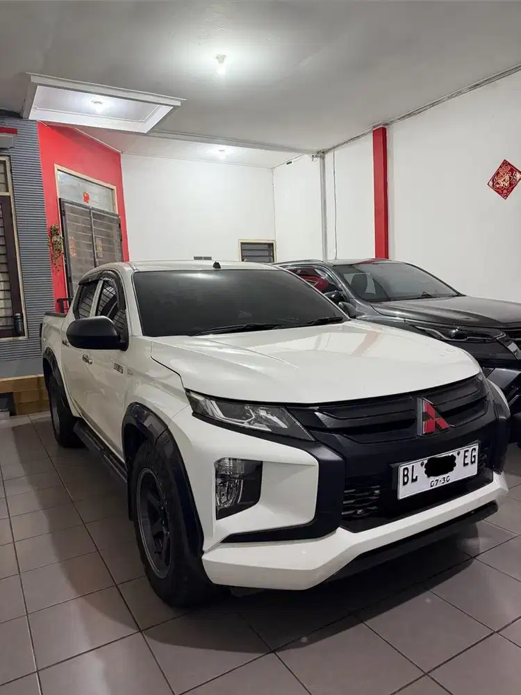 MITSUBISHI TRITON GLS MANUAL 4WD 2019