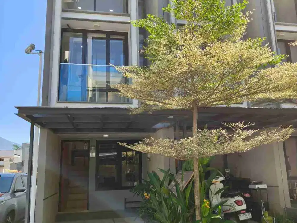 RUMAH SIAP HUNI MINIMALIS DEKAT KAMPUS BINUS ARAYA