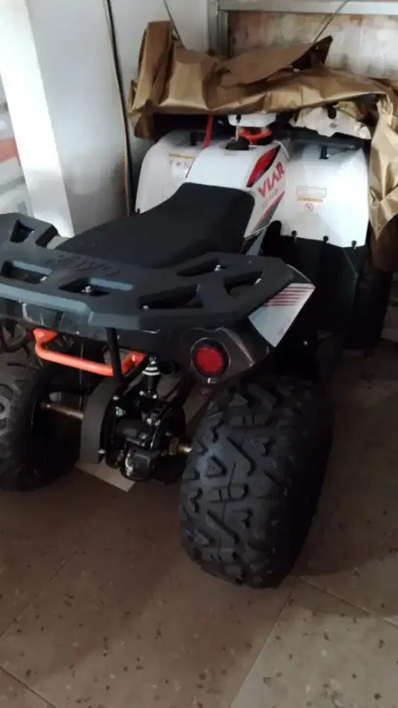 VIAR ATV 110 PUTIH MULUS JARANG DI PAKAI