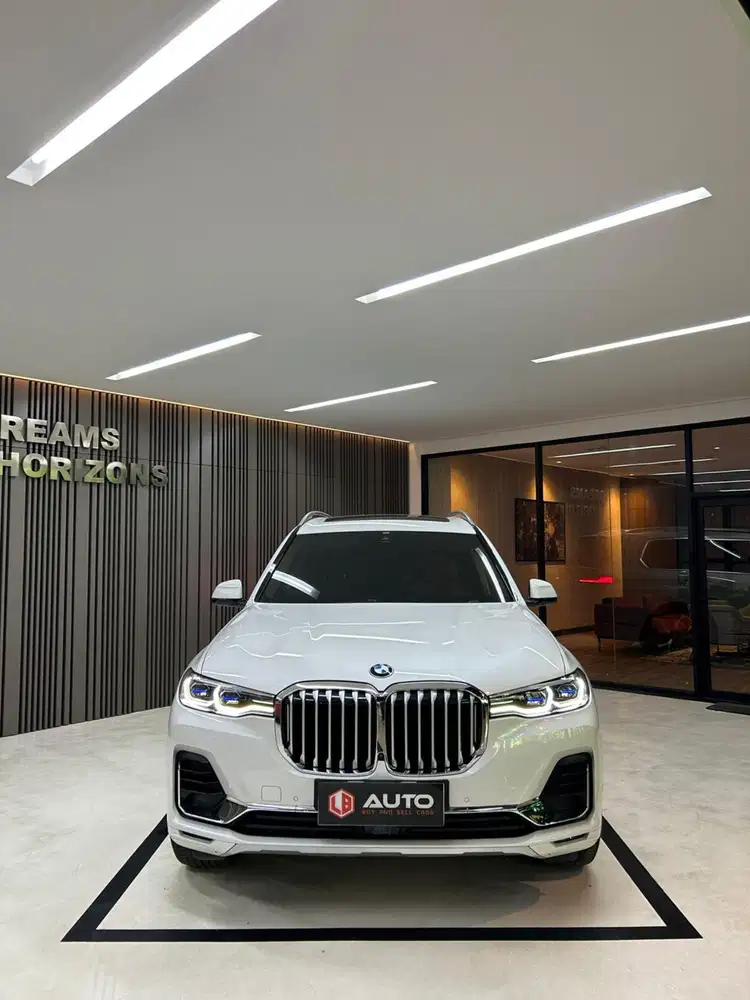 BMW X7 xDrive40i Opulence AT 2022 Putih Km18rb Nik 2021 B19APB