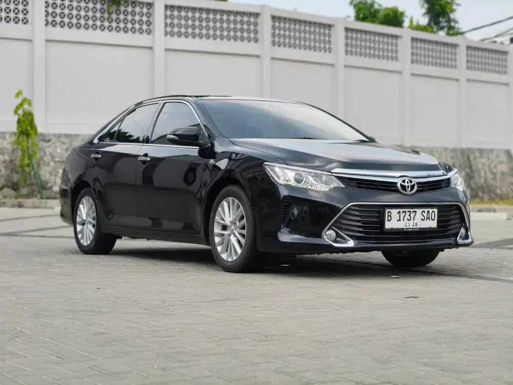 Camry 2.5 V AT 2017 Low KM Pajak Panjang Kondisi Mulus Siap pakai