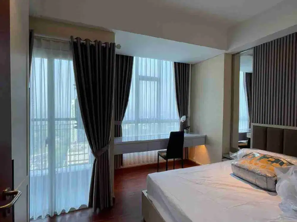 DIJUAL TIPE 1BR SIAP HUNI DAN FULL FURNISHED DEKAT STASIUN DAN AKSES TOLL